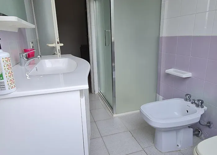 La Casa Nell'acqua דירה *